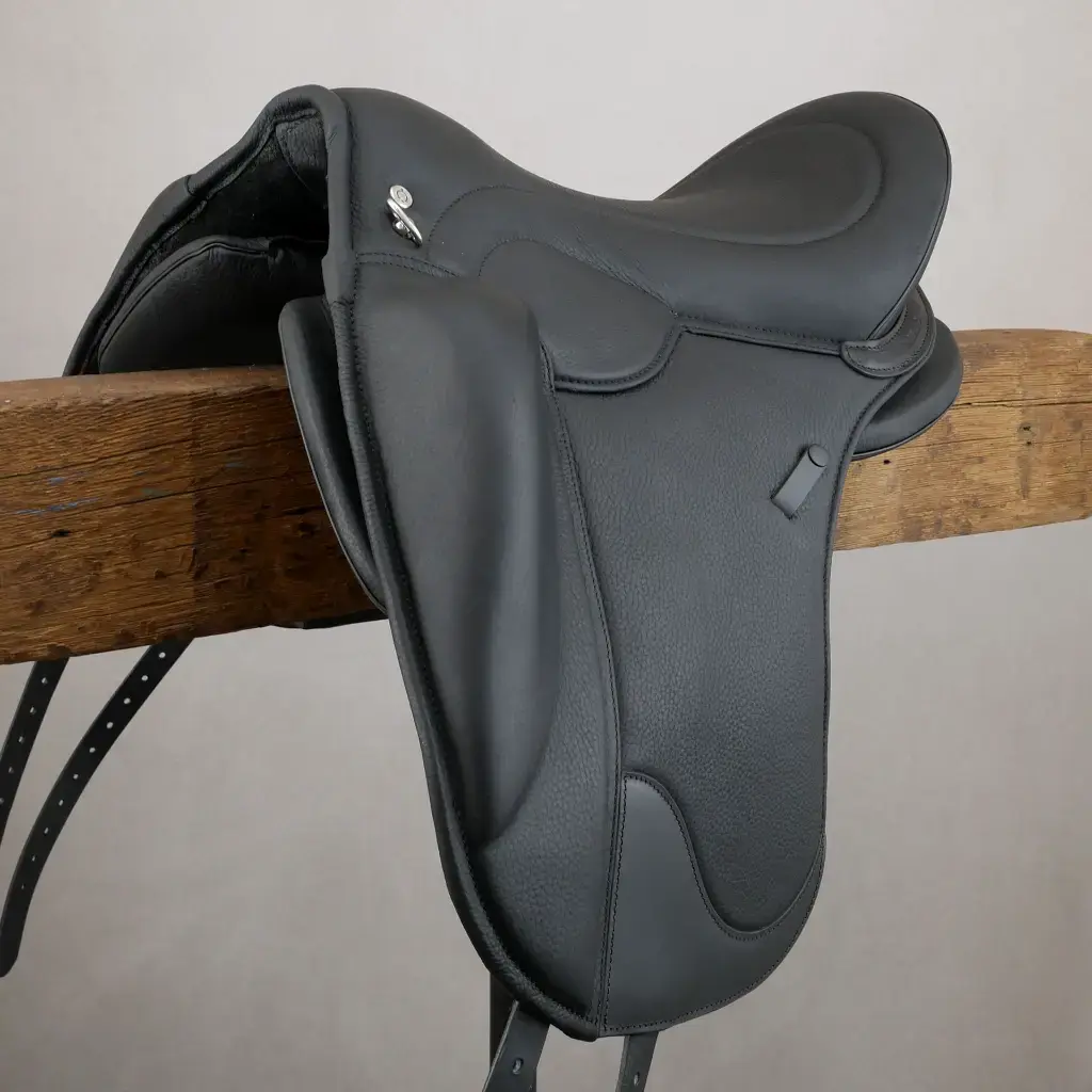 Signum_Dressurpaddle_Vorderseite.webp